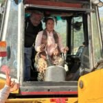 कैबिनेट मंत्री रेखा आर्या ने किया सड़क का भूमिपूजन